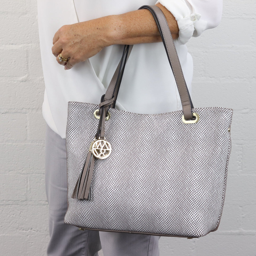 Willow & Zac Kiera leather tote black