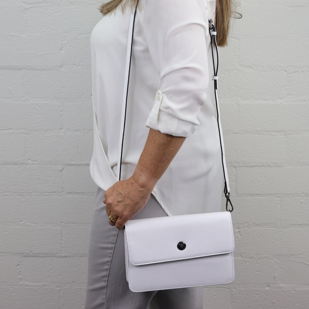 Willow & Zac Simone leather crossbody bag brilliant white BLACK HARDWARE #colour_brilliant-white
